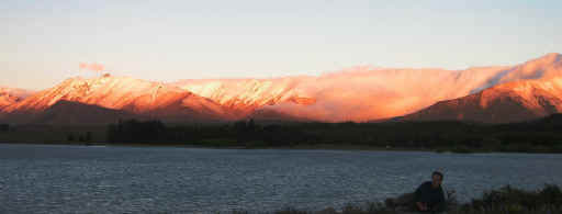 011206LakeTekapoPano.jpg (77871 octets)