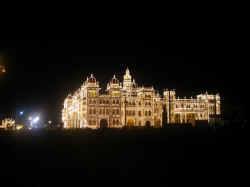 050506MysorePalais Maharadja2.jpg (65432 octets)