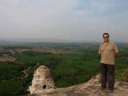 090506HampiMathangaHill4.jpg (107541 octets)