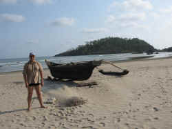 110506PalolemGoa2.jpg (104356 octets)