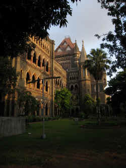 150506MumbaiCourJustice.jpg (242079 octets)
