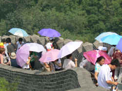 170606PekinMurailleChineParasol.jpg (185759 octets)