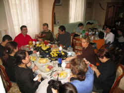 2006MarsRepasAvantDepart.jpg (144314 octets)