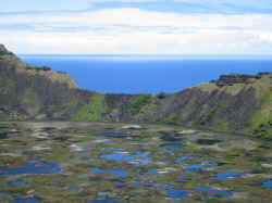 211206IlePaquesRanoKauVolcan1.jpg (130634 octets)