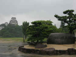 230706HimejiHimeijiJo10.jpg (101825 octets)