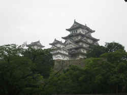 230706HimejiHimeijiJo2.jpg (96312 octets)