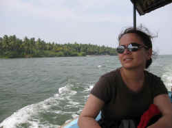 250406PondicheryComplexeNautique.jpg (102233 octets)