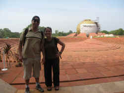 260406PondicheryAurovilleMatrimandir1.jpg (108070 octets)