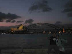 261006SydneyoperaHouseNabilFarida1.jpg (68666 octets)