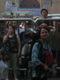 280606XianGareCherradi.jpg (166948 octets)