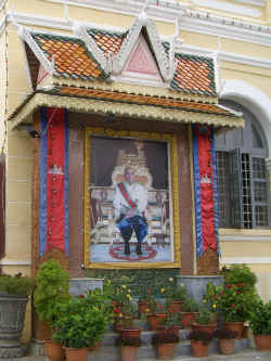 280806PhnomPenhRoi1.jpg (279149 octets)