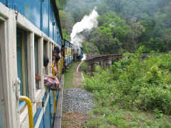 3004060otyPetitTrain4.jpg (189560 octets)