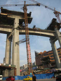 Construction2.jpg (229577 octets)