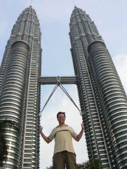 PetronasTower.jpg (287346 octets)
